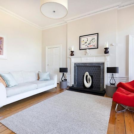 Joivy Contemporary Flat In The New Town Apartamento Edimburgo Exterior foto