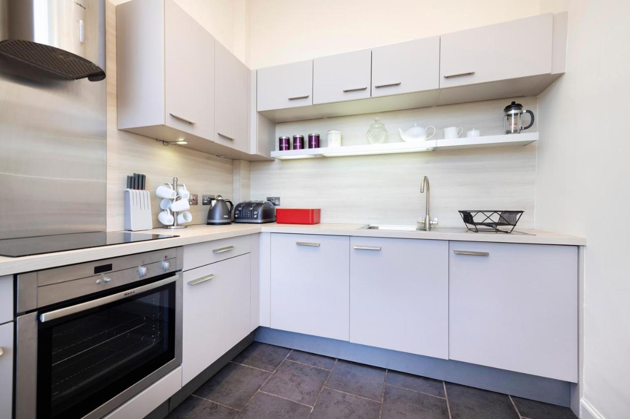 Joivy Contemporary Flat In The New Town Apartamento Edimburgo Exterior foto