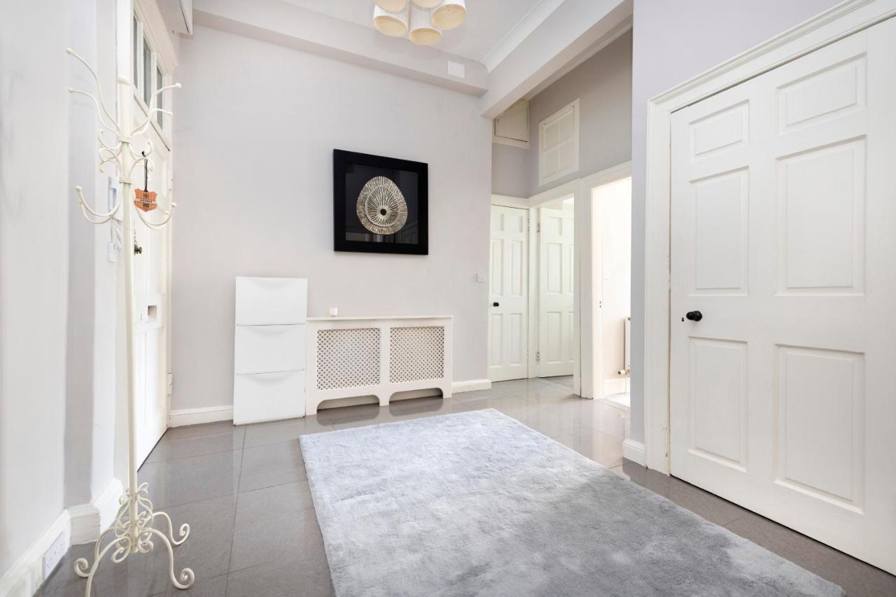 Joivy Contemporary Flat In The New Town Apartamento Edimburgo Exterior foto